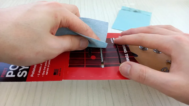 polishing frets with D'Addario fret polishing system