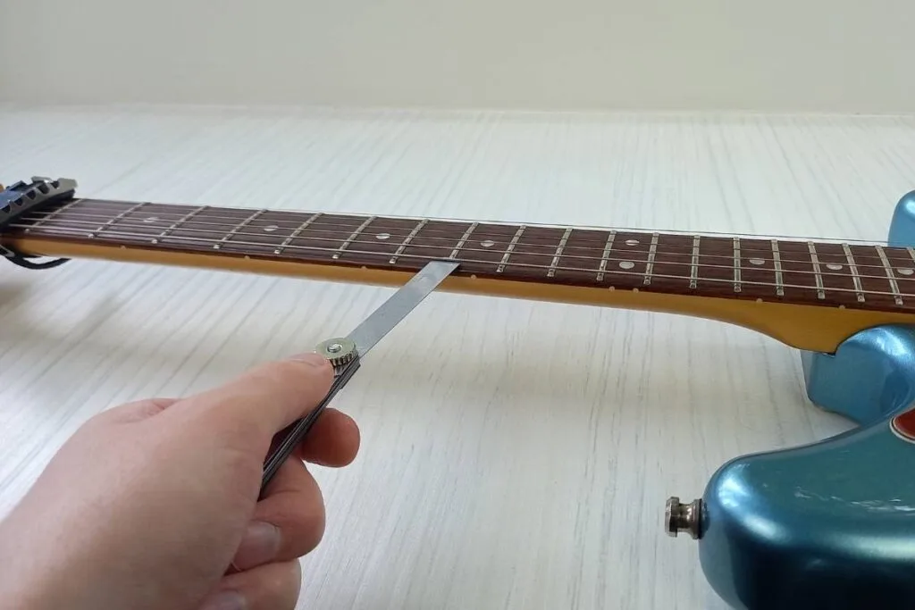 Measuring neck relief - fender marauder