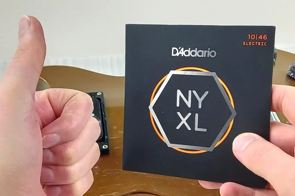 D'Addario guitar strings (cleaning pickup)