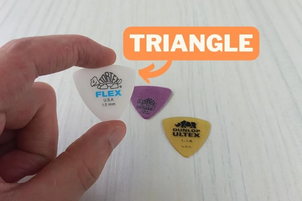 Triangle pick size