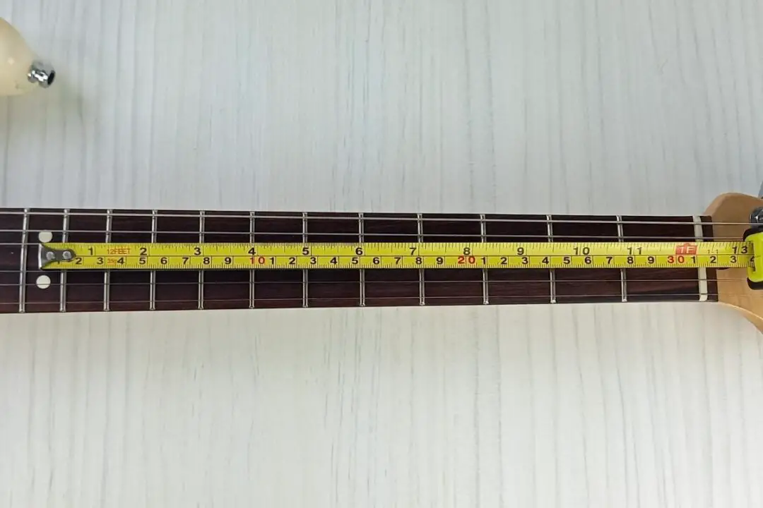 Guitar Scale Length Explained Easy Beginners Guide roundtable audio