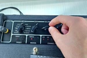 How to use a guitar amp