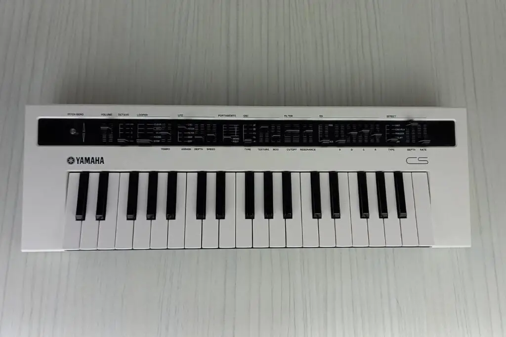 A Yamaha Reface CS synthesizer