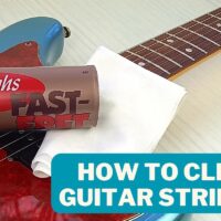 How to clean guitar strings