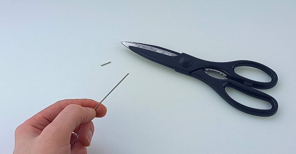 How to Cut Guitar Strings Testing 6 Methods roundtable audio