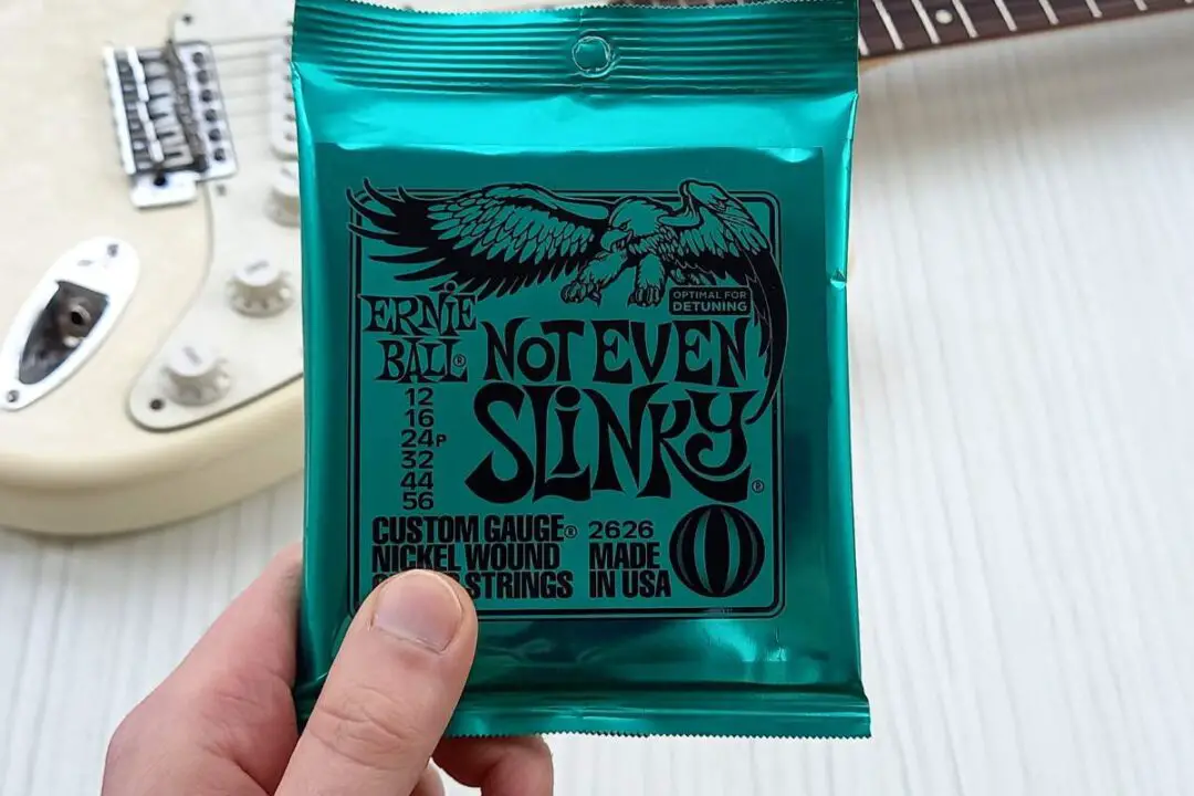 Light vs Medium vs Heavy Guitar Strings Compared roundtable audio